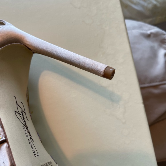 Like New! Imagine by Vince Camuto Blush Crystal Heels - Picture 2 of 9